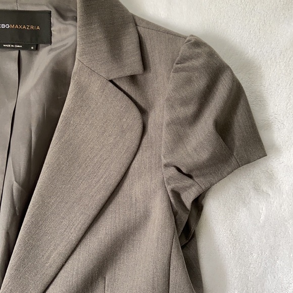 Bcbg grey vest🎁24  hour price drop! - Picture 4 of 6